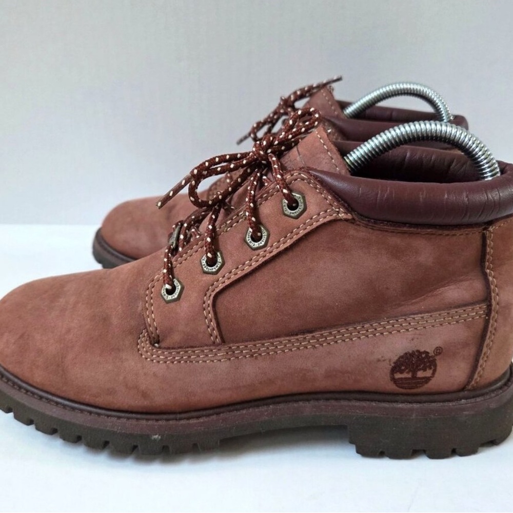 Timberland Boots Womens 8 Chestnut Brown Nellie Waterproof Nubuck Chukka